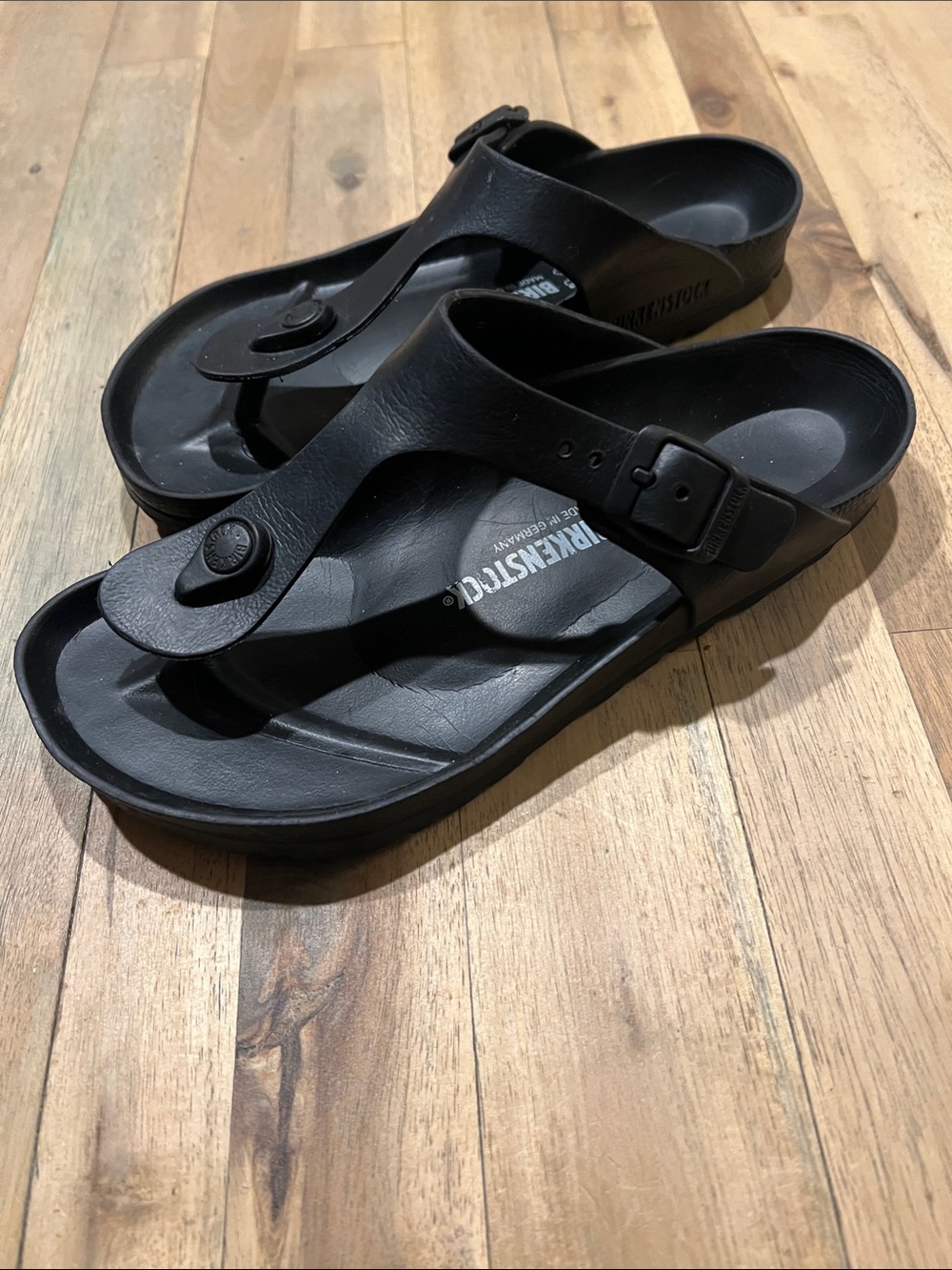 Birkenstock Black Kids Thong EVA Sandals with Buckle - Picture 2 of 4